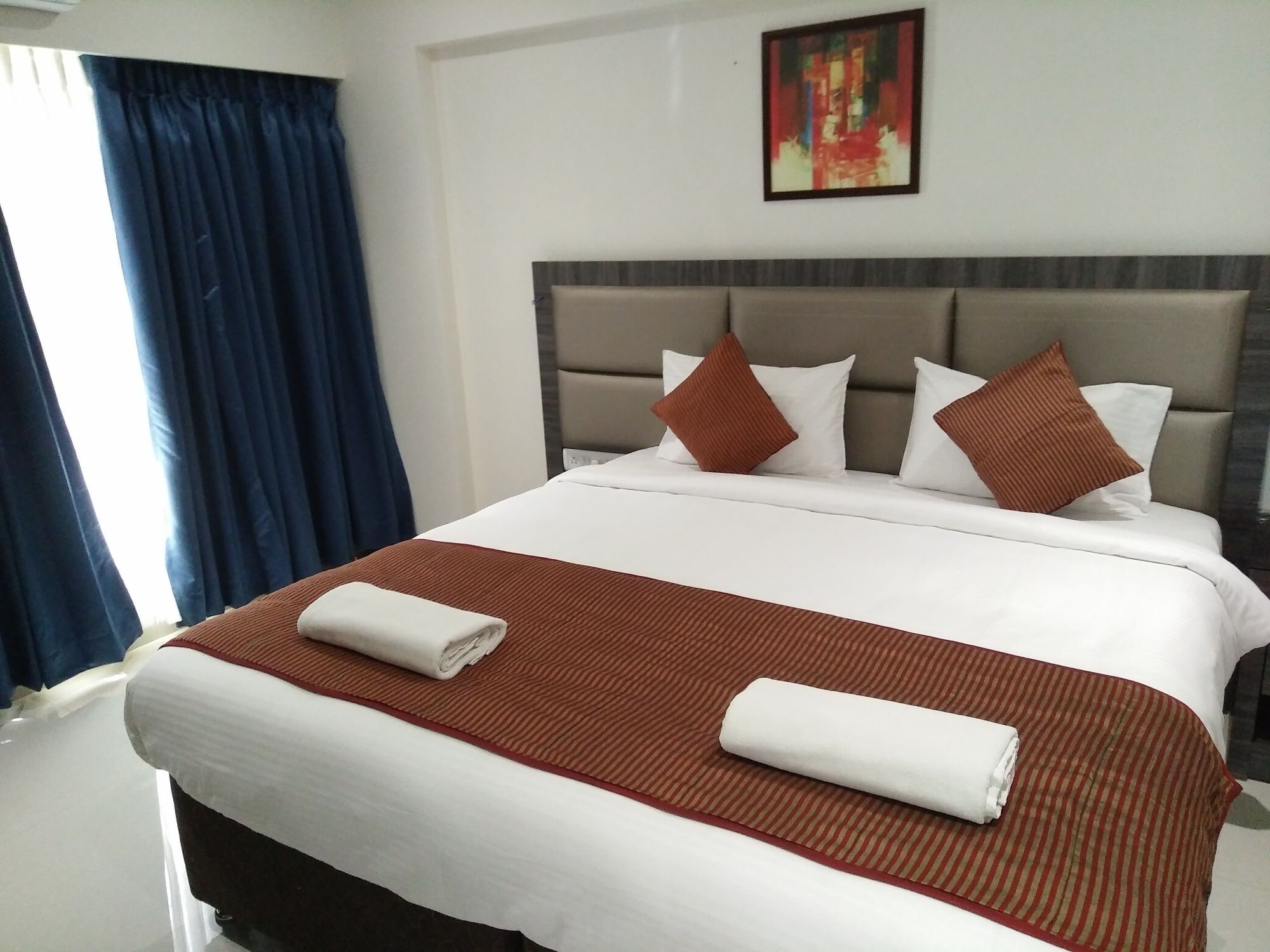 Ontime Residency Apartment And Hotel - Mumbai — Photos 2